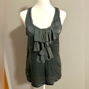 Banana Republic women’s sleeveless silk blouse. Size S.